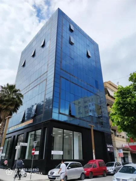 Durres, SHITET AMBJENT BIZNESI   200 m² 250.000 € (QENDER DURRES!)