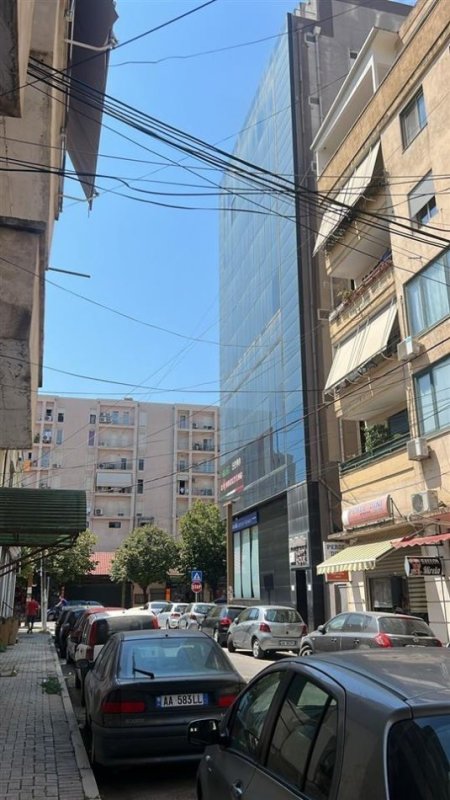 Durres, SHITET AMBJENT BIZNESI   200 m² 250.000 € (QENDER DURRES!)