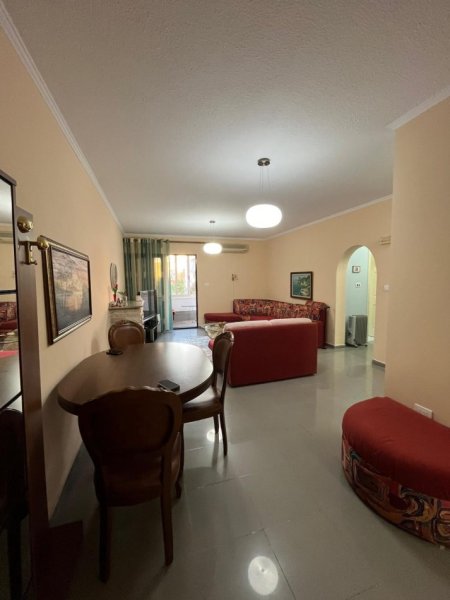Tirane, jepet me qera apartament 2+1 Kati 4, 90 m² 700 € (RRUGA KOSOVAREVE)