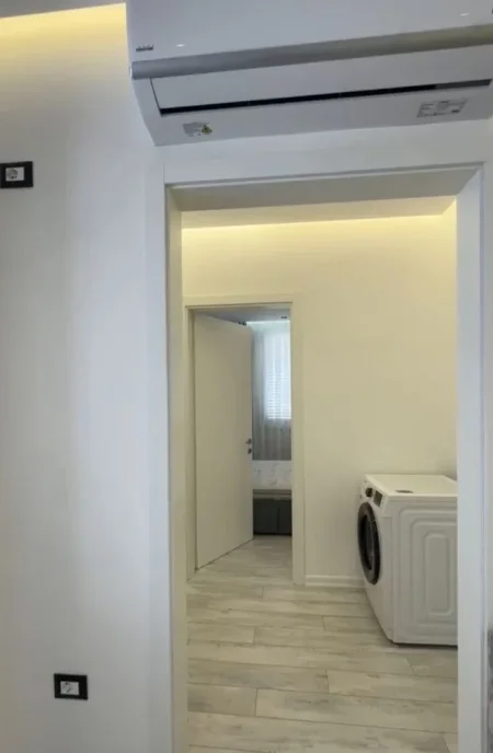 Tirane, shitet 2+1 Kati 7, 275.000 € (Kompleksi Delijorgji)