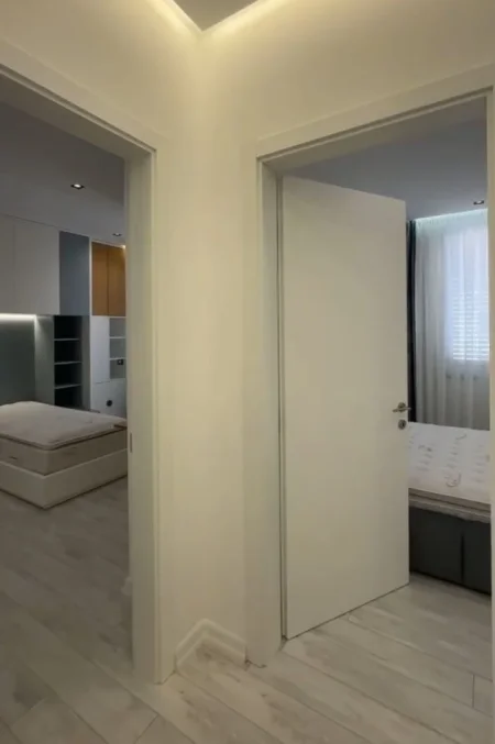 Tirane, shitet 2+1 Kati 7, 275.000 € (Kompleksi Delijorgji)