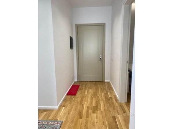 Tirane, shitet apartament 2+1 Kati 1, 183 m² 375.000 € (teg)