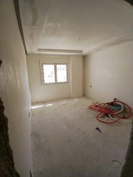 Tirane, shitet apartament 1+1 Kati 3, 74 m² 115.000 € (Ish Sheshi Shiponja)