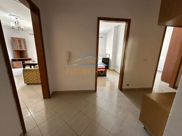 Tirane, shitet apartament 2+1+Aneks+Ballkon Kati 8, 90 m² 105.000 € (Astir)