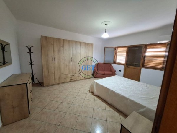 Durres, jepet me qera apartament 1+1+Ballkon Kati 2, 85 m² 350 € (Spitali,Durres)