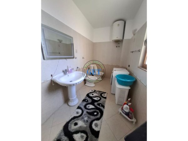 Durres, jepet me qera apartament 1+1+Ballkon Kati 2, 85 m² 350 € (Spitali,Durres)
