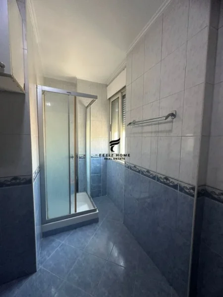 Tirane, jepet me qera apartament 2+1 Kati 2, 110 m² 700 € (DON BOSCO)