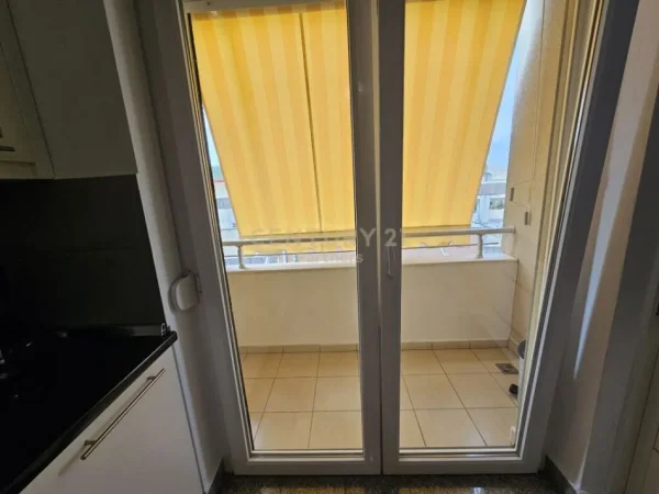 Tirane, shes apartament 3+1+3+POST PARKIMI +Ballkon , 210 m² 450.000 € (Sauk i Ri, TEG)