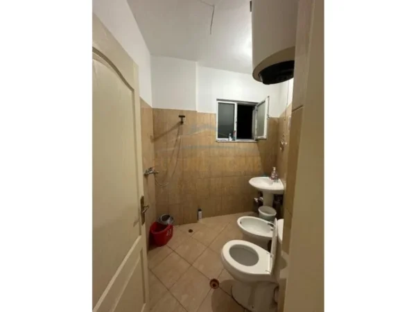 Tirane, shitet apartament 1+1 Kati 1, 57 m² 64.000 € (shefqet kuka)