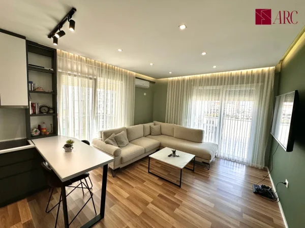 Tirane, shitet apartament+verande | Penthouse 1+1+Aneks+Ballkon Kati 3, 113 m² 135.000 € (Rezidenca Klensi, Astir)
