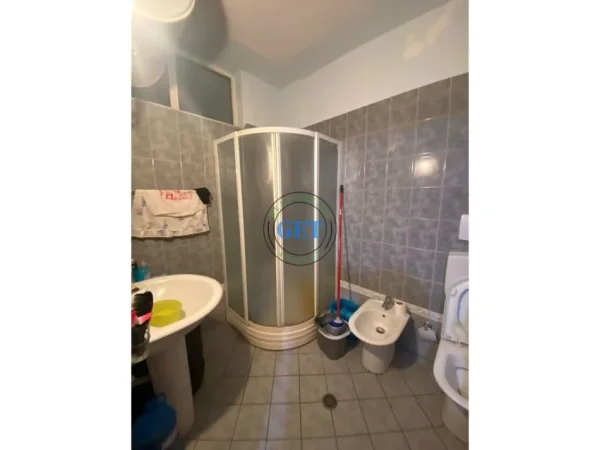 Durres, shitet apartament 2+1+Ballkon Kati 5, 92 m² 92.000 € (Shitet, Apartament 2+1, Plazh Iliria, Durres)