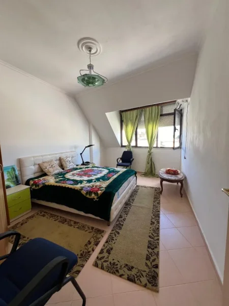 Tirane, shitet apartament 2+1+Ballkon Kati 5, 90 m² 105.000 € (Fresk)