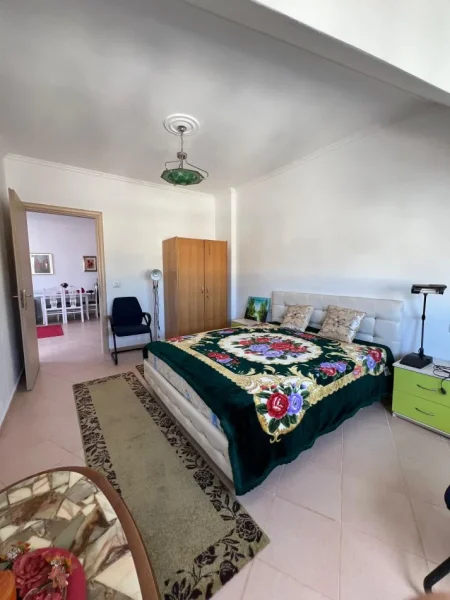 Tirane, shitet apartament 2+1+Ballkon Kati 5, 90 m² 105.000 € (Fresk)