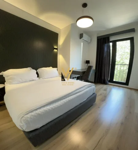 Tirane, jepet me qera apartament 2+1+Ballkon Kati 4, 88 m² 1.500 € (RRUGA E KAVAJES)