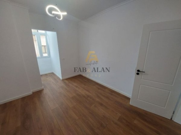 Tirane, shitet apartament 2+1+2 Kati 5, 90 m² 185.000 € (Medreseja)