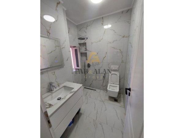 Tirane, shitet apartament 2+1+2 Kati 5, 90 m² 185.000 € (Medreseja)