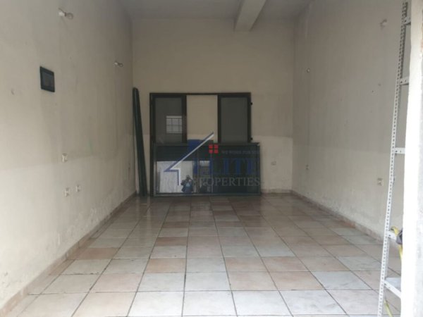Tirane, jepet me qera dyqan Kati 0, 25 m² 300 € (Komuna e Parisit)