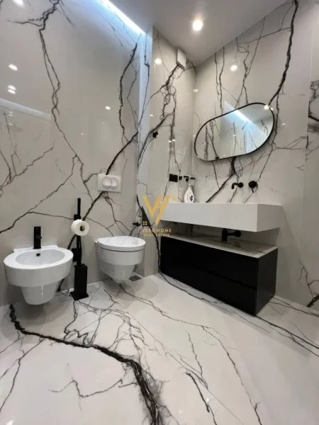 Tirane, jepet me qera apartament 2+1+Ballkon Kati 6, 77 m² 1.800 € (RRUGA E KAVAJES)