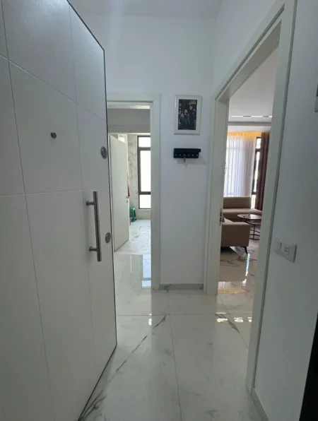 Tirane, shitet apartament 1+1 Kati 3, 64 m² 110.000 € (Dogana)