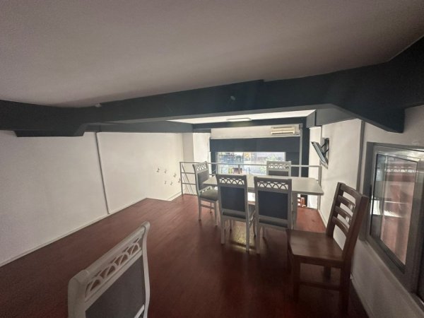 Tirane, jepet me qera dyqan Kati 0, 31 m² 1.500 € (21 dhjetori)