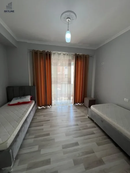Tirane, jepet me qera apartament 2+1+Ballkon Kati 6, 118 m² 500 € (Astir)