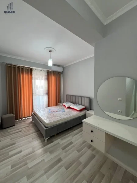 Tirane, jepet me qera apartament 2+1+Ballkon Kati 6, 118 m² 500 € (Astir)
