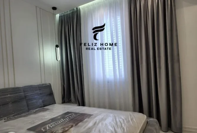 Tirane, jepet me qera apartament 3+1+Ballkon Kati 7, 111 m² 1.250€ (KOMPLEKSI DELIJORGJI)