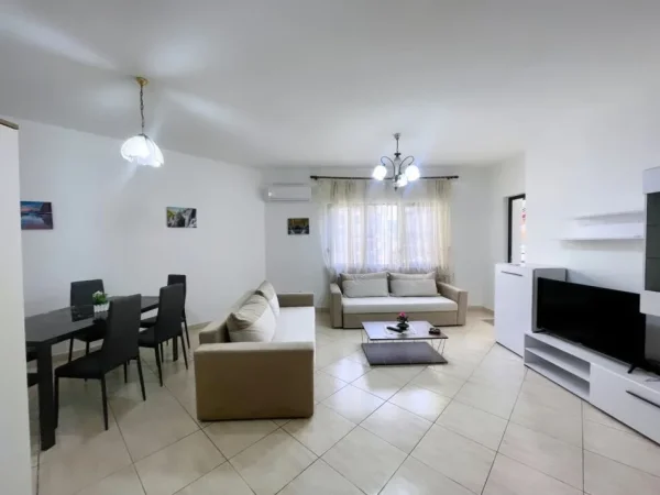 Tirane, shitet apartament 2+1 , 116 m² (Stacioni Trenit)