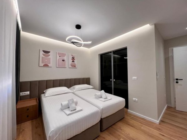 Tirane, jepet me qera apartament 1+1+Ballkon Kati 4, 62 m² 600 € (rruga e elbasanit)