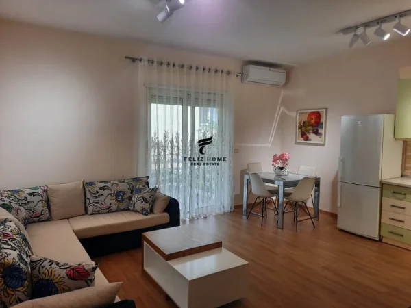 Tirane, jepet me qera apartament 2+1 Kati 2, 110 m² 800 € (KOOPSHTI ZOOLOGJIK)