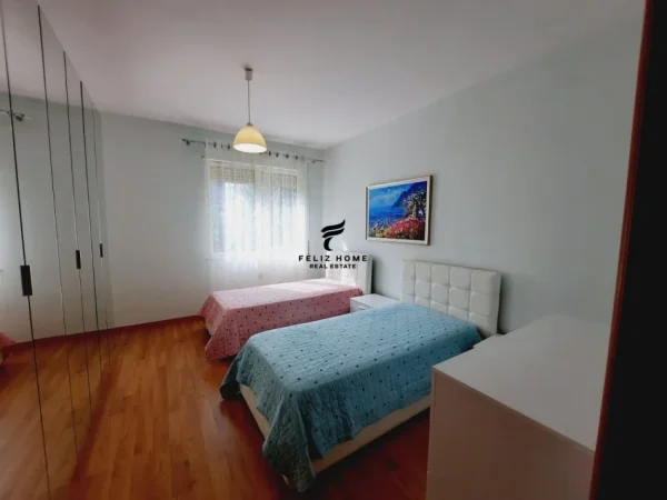 Tirane, jepet me qera apartament 2+1 Kati 2, 110 m² 800 € (KOOPSHTI ZOOLOGJIK)