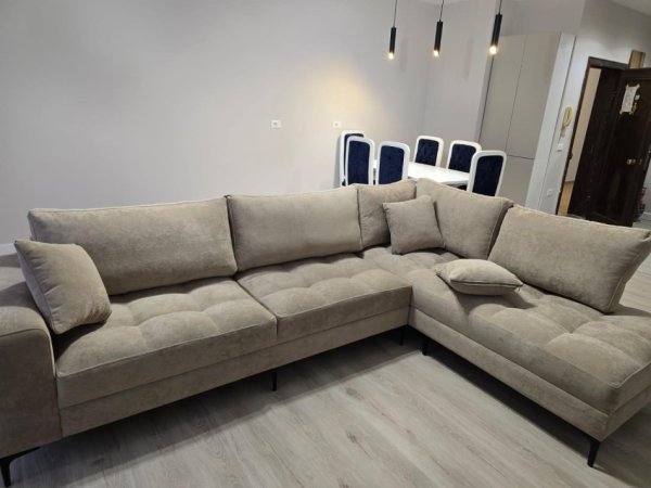 Tirane, jepet me qera apartament 2+1+Ballkon Kati 4, 100 m² 500 € (Fresk)