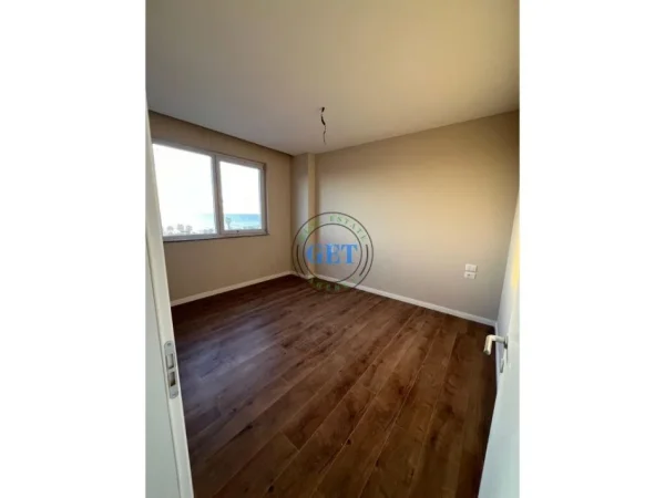 Durres, shitet apartament 1+1+Ballkon Kati 3, 72 m²129600€ (Golem)