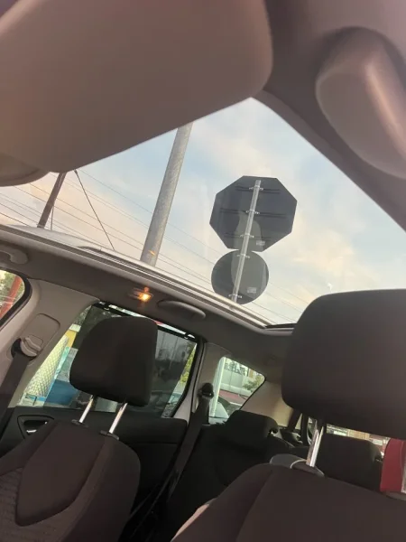 Tirane, shitet Peugeot Nafte, e bardhë manuale 245.632 km 4.300 €