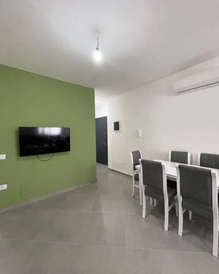 Tirane, jepet me qera apartament 1+1 Kati 4, 70 m² 400 € (Astir)