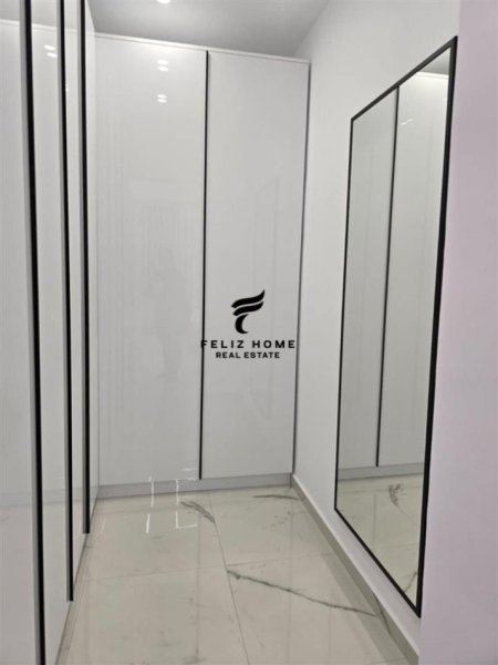 Tirane, jepet me qera apartament 1+1 Kati 5, 75 m² 650 € (KODRA E DIELLIT)