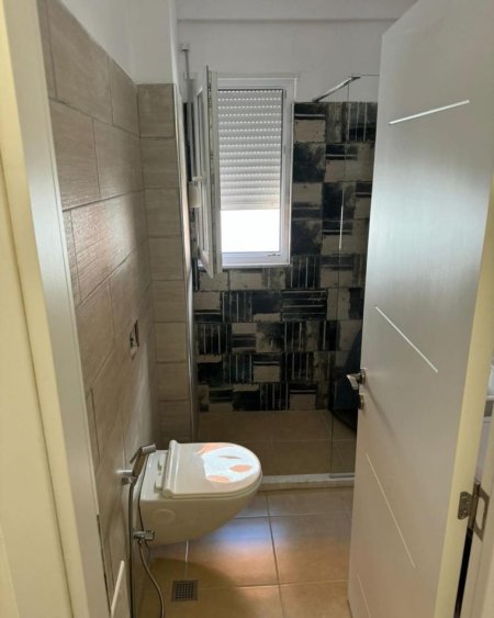 Tirane, jepet me qera apartament 1+1 Kati 3, 70 m² 550 € (David Selenica, Selite)