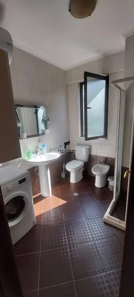 Tirane, shitet apartament 2+1 Kati 6, 113 m² 305.000 € (RRUGA E ELBASANIT)