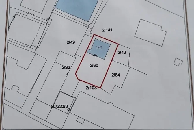 Durres, shitet ambjent biznesi Kati 0, 70 m² 170.000 € (Ne Sektorin Teuta, pas Kalit te Trojes.)