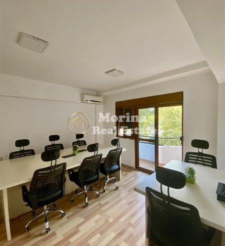 Tirane, jepet me qera zyre Kati 2, 66 m² 850 € (Qender)