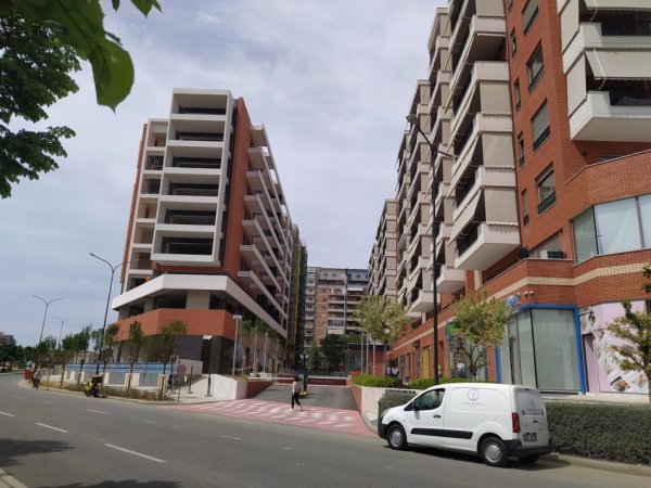 Tirane, shitet garazh Kati -1, 18 m² 35.000 € (Kompleksi Delijorgji, Rruga e Kavajes)