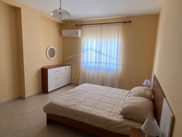 Tirane, jepet me qera apartament 2+1 Kati 4, 125 m² 650 € (SHKOLLA E BALETIT TIRANE)
