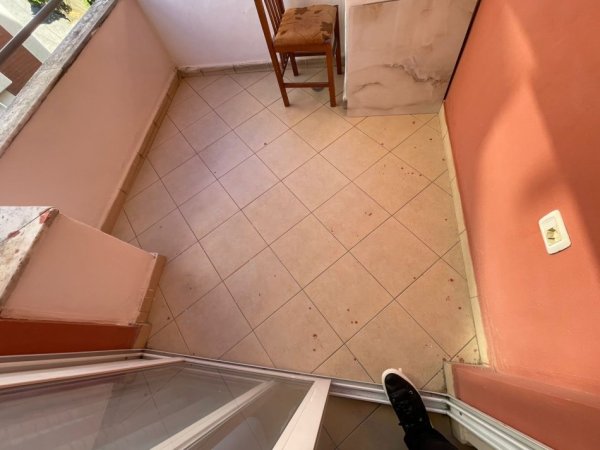 Tirane, jepet me qera apartament 1+1 Kati 3, 70 m² 350 € (Rruga Shefqet Kuka)