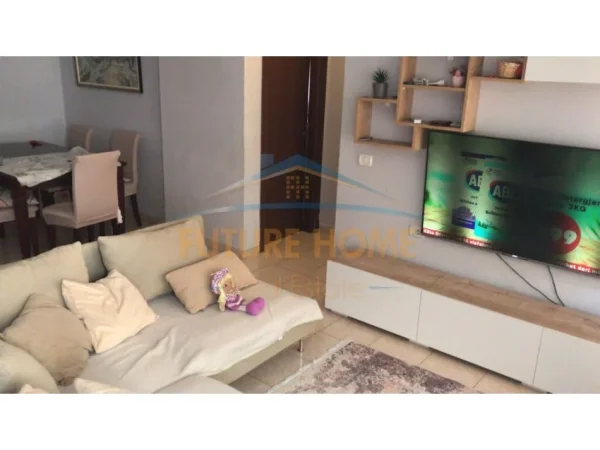 Tirane, shitet apartament 2+1 Kati 5, 82 m² 125.000 € (FUSHA E AVIACIONIT TIRANE)