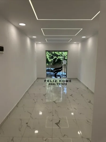 Tirane, shitet dyqan Kati 0, 31 m² 75.000 € (RRUGA PJETER BUDI)