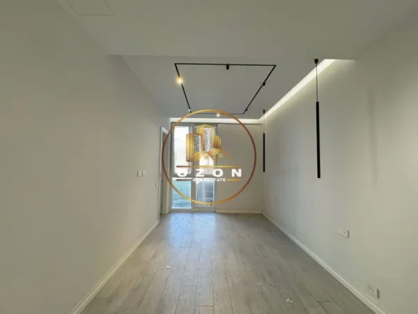 Apartament 2+1+2 për Qira tek Nisharaku pranë Square 21!