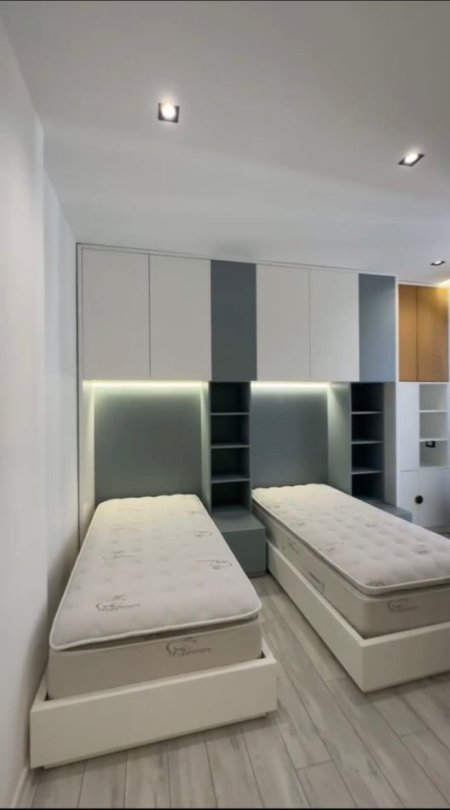 Tirane, shitet apartament 3+1 Kati 9, 111 m² 275.000 € (Kompleksi Delijorgji)
