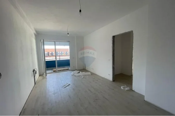 Tirane, shitet apartament 2+1 Kati 2, 95 m² 89.000 € (Univers City)