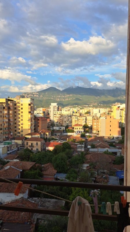 Tirane, jepet me qera apartament 2+1+Aneks+Ballkon Kati 8, 97 m² 550 € (Qemal Stafa)