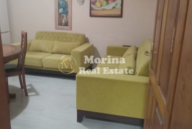 Tirane, jepet me qera apartament 1+1 Kati 1, 90 m² 600 € (21Dhjetori)